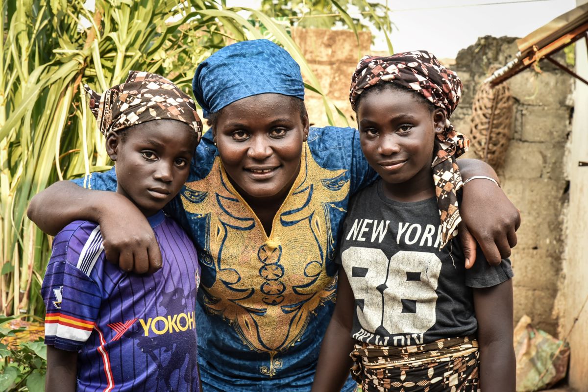 Assanatou and her twin daughters